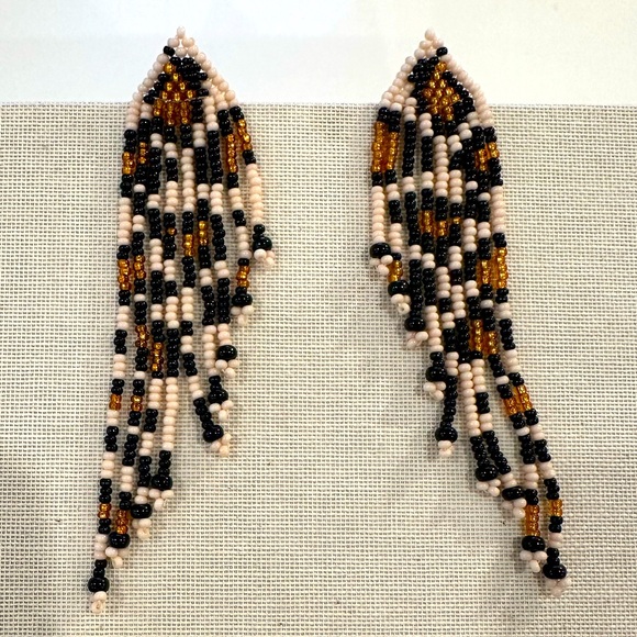 Jewelry - Leopard beaded fringe earrings